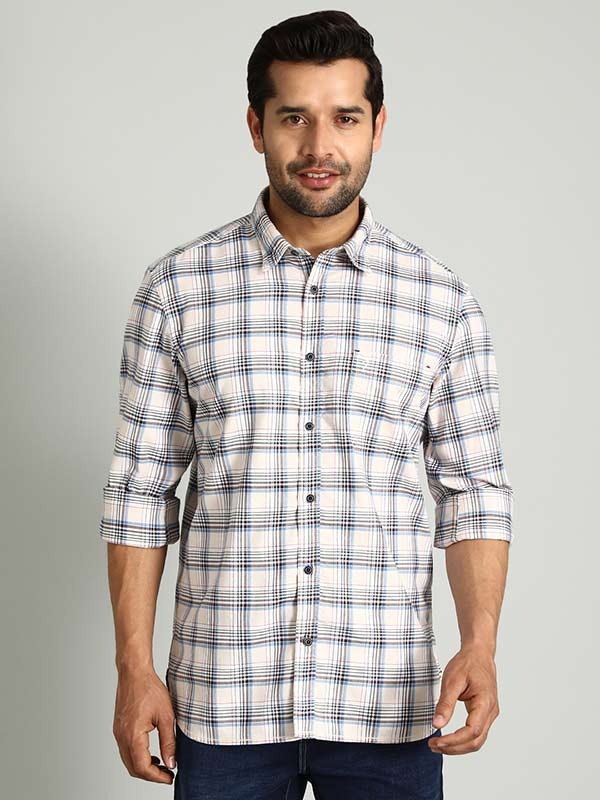 Indian Terrain Men's Regular Fit Full Sleeve Checkered Off White Shirt